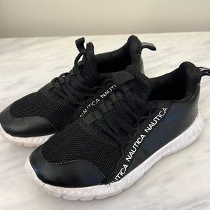 Kids Black Nautica sneakers size 11